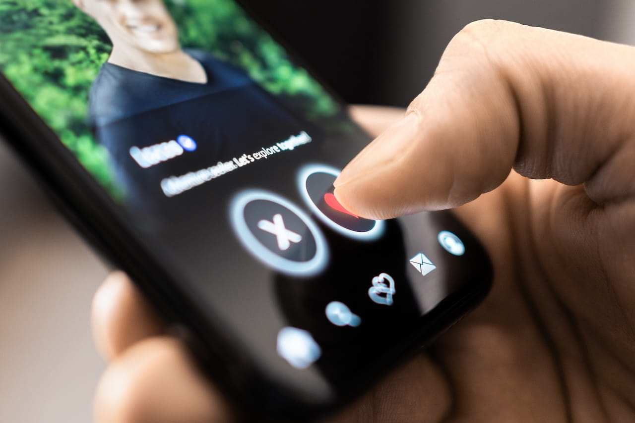 person-matching-on-flirting-apps